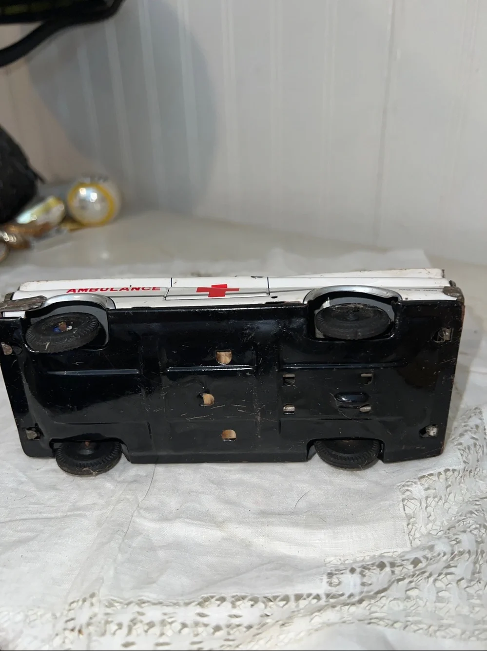 Vintage Ichiko Japan Tinplate Friction Cadillac Fleetwood Ambulance 1950s Toy